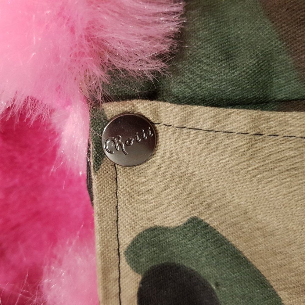 Faux Fur Camo Jacket - Picture 5 of 10